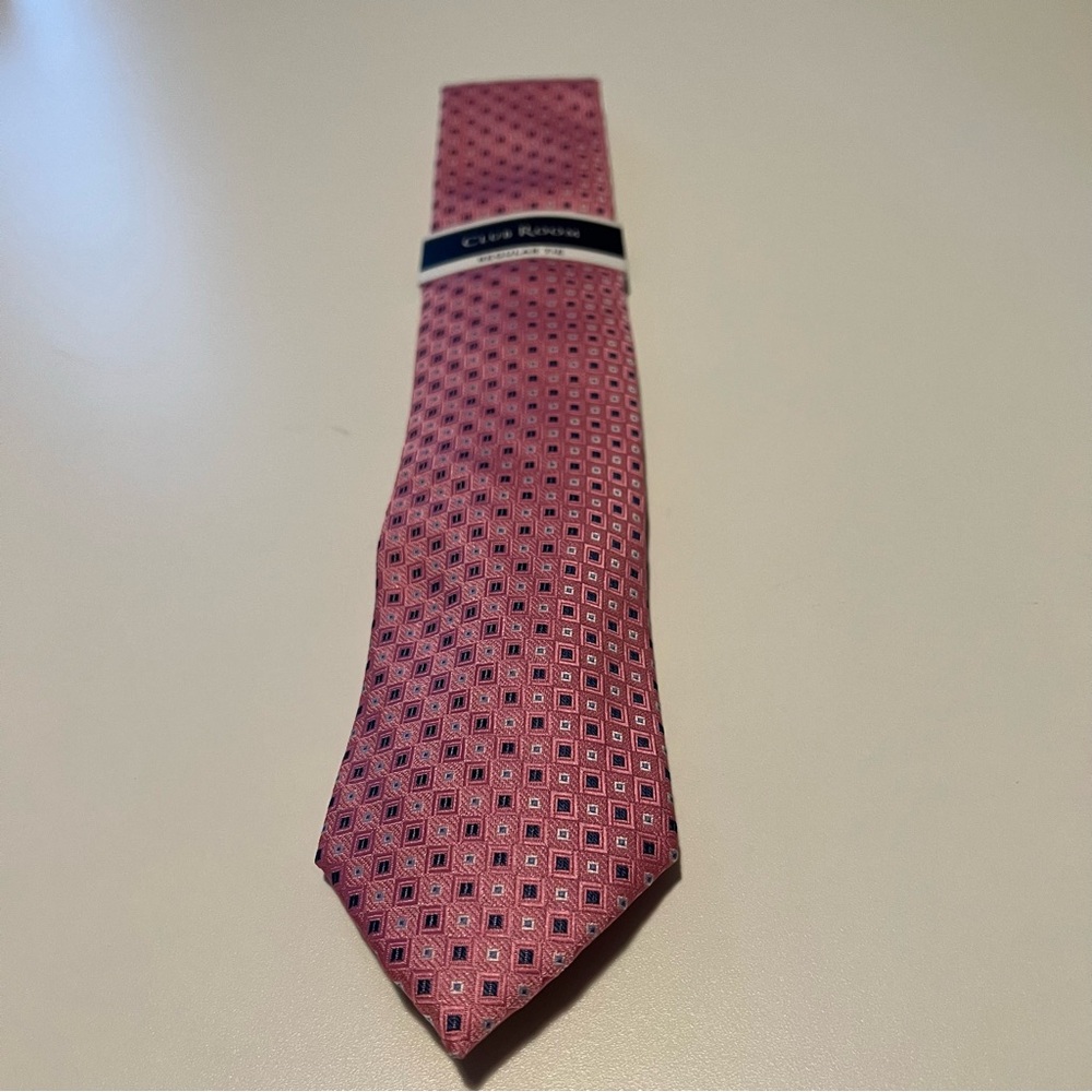 Michael Kors, Perry Ellis and Club Room Elegant Pink and Red Ties Set - Picture 9 of 11